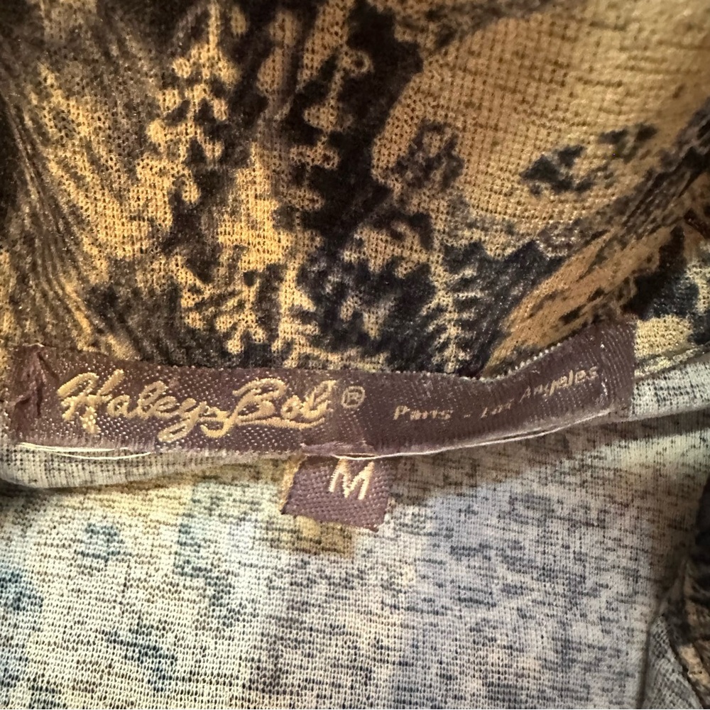 Made In France Leopard Print Women's Blouse - Picture 6 of 8